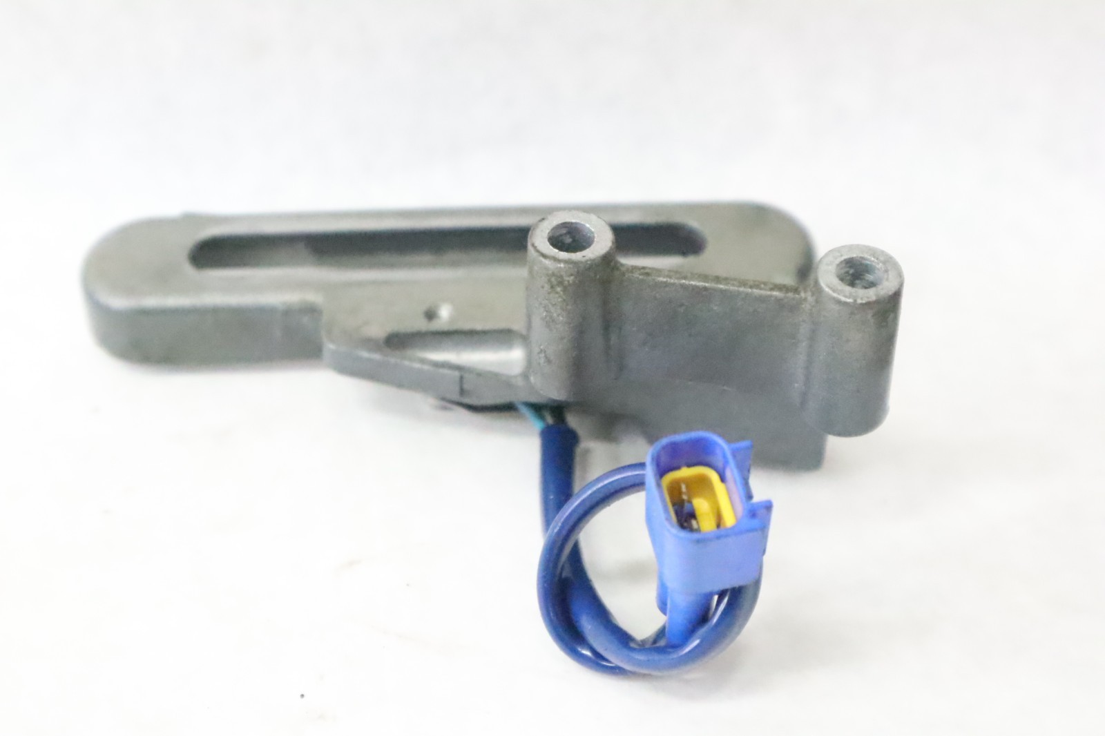 2007-2009 YAMAHA 115 MARINE SWITCH ASSY 60V-8259F-00-00 bracket 68V-44117-01-00 - Image 6