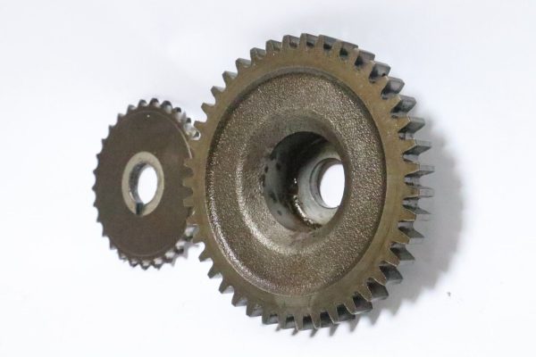 OIL PUMP DRIVE GEAR +CAM GEAR JOHNSON SUZUKI 90-140 HP 4 STROKE  USED - Image 4