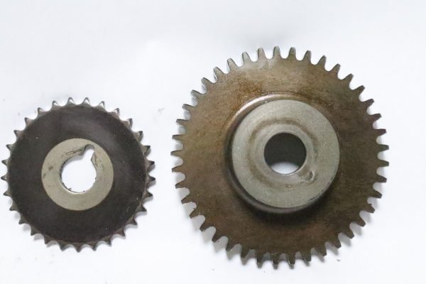 OIL PUMP DRIVE GEAR +CAM GEAR JOHNSON SUZUKI 90-140 HP 4 STROKE  USED - Image 7