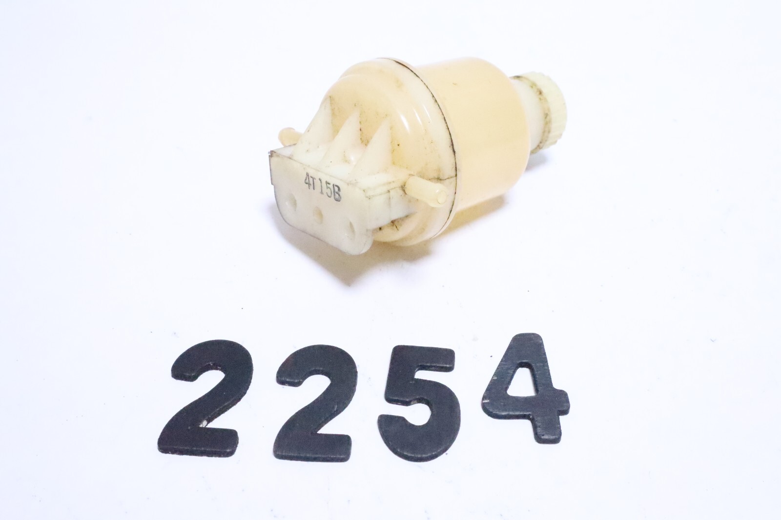 Yamaha OEM FILTER VENT ASSEMBLY F2F-6214A-00-00 PWCT - Image 3