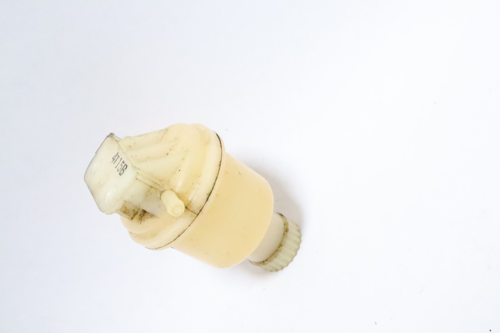 Yamaha OEM FILTER VENT ASSEMBLY F2F-6214A-00-00 PWCT - Image 10