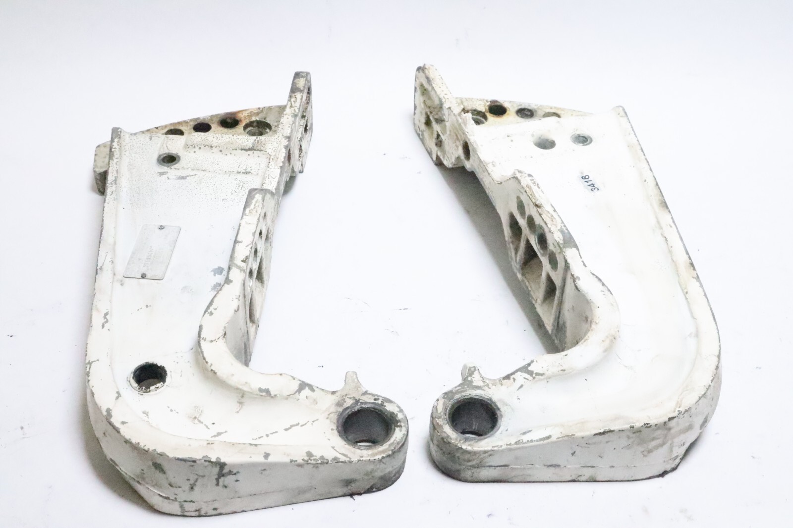 EVINRUDE JOHNSON 1985-2001 50-235 HP PORT STERN TRANSOM BRACKET 0396309 - Image 7