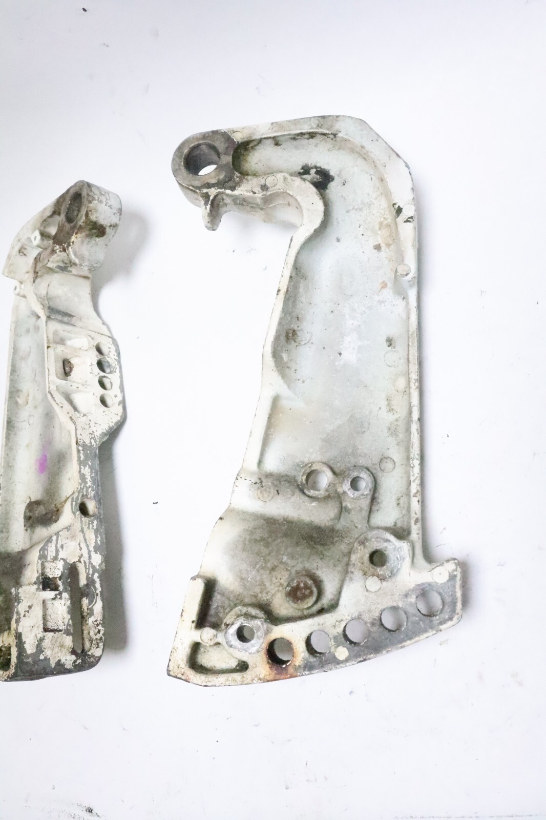 EVINRUDE JOHNSON 1985-2001 50-235 HP PORT STERN TRANSOM BRACKET 0396309 - Image 11