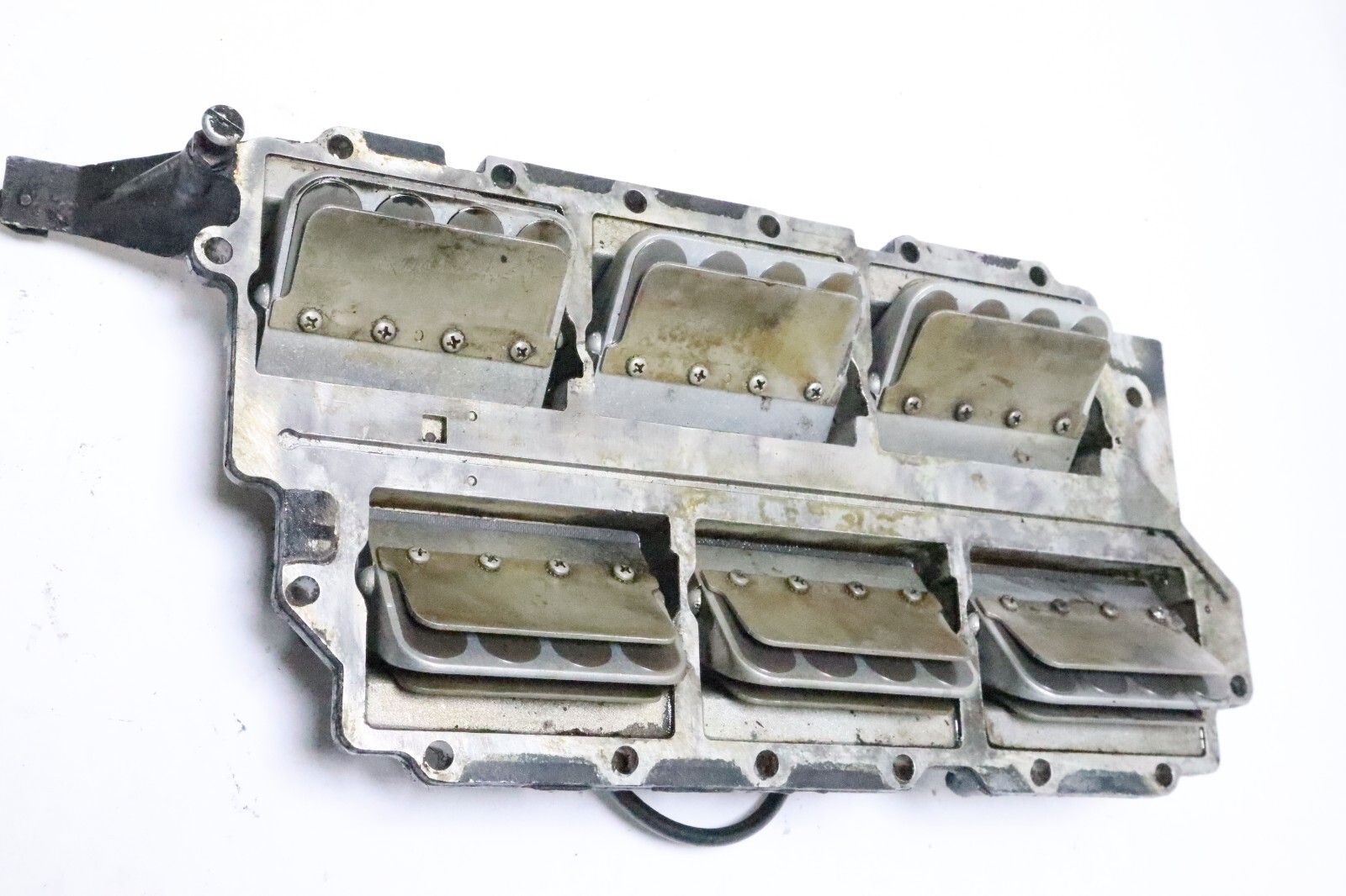 Johnson Evinrude 150-155-185-235 Intake Manifold Reed Valve Block 0390440 - Image 12