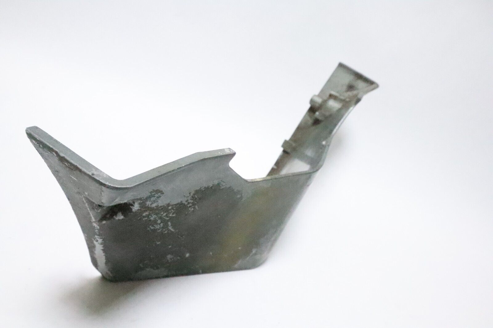 61131-87D00-0ED suzuki ENGINE HOLDER FRONT 150 200 225 Hp dt150 dt200 dt225 USED - Image 10