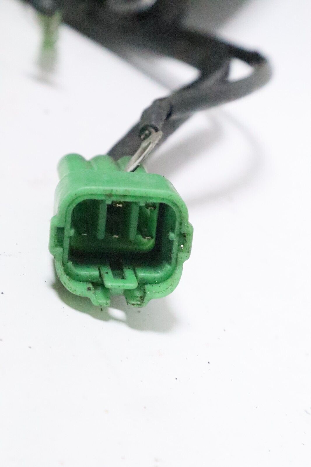 Suzuki 33920-87D00 DT 150-200-225 HP Fuel Injection EFI Outboard USED - Image 3