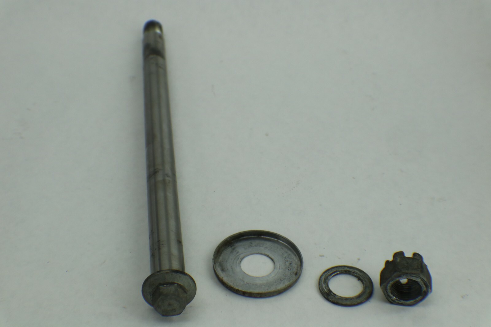 Kawasaki REAR AXLE 87-06 ZG1000 86-03 ZG1200 87-97 VN1500 w/MISC SPACER COLLAR - Image 2