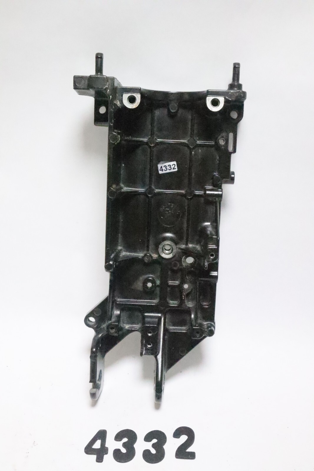 8347912 Mercury 1995-2001 Starting Motor Bracket 40 45 50 HP - Image 2