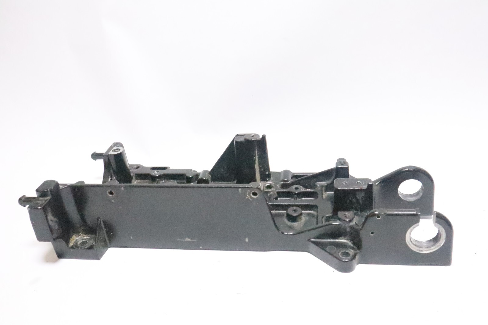 8347912 Mercury 1995-2001 Starting Motor Bracket 40 45 50 HP - Image 10