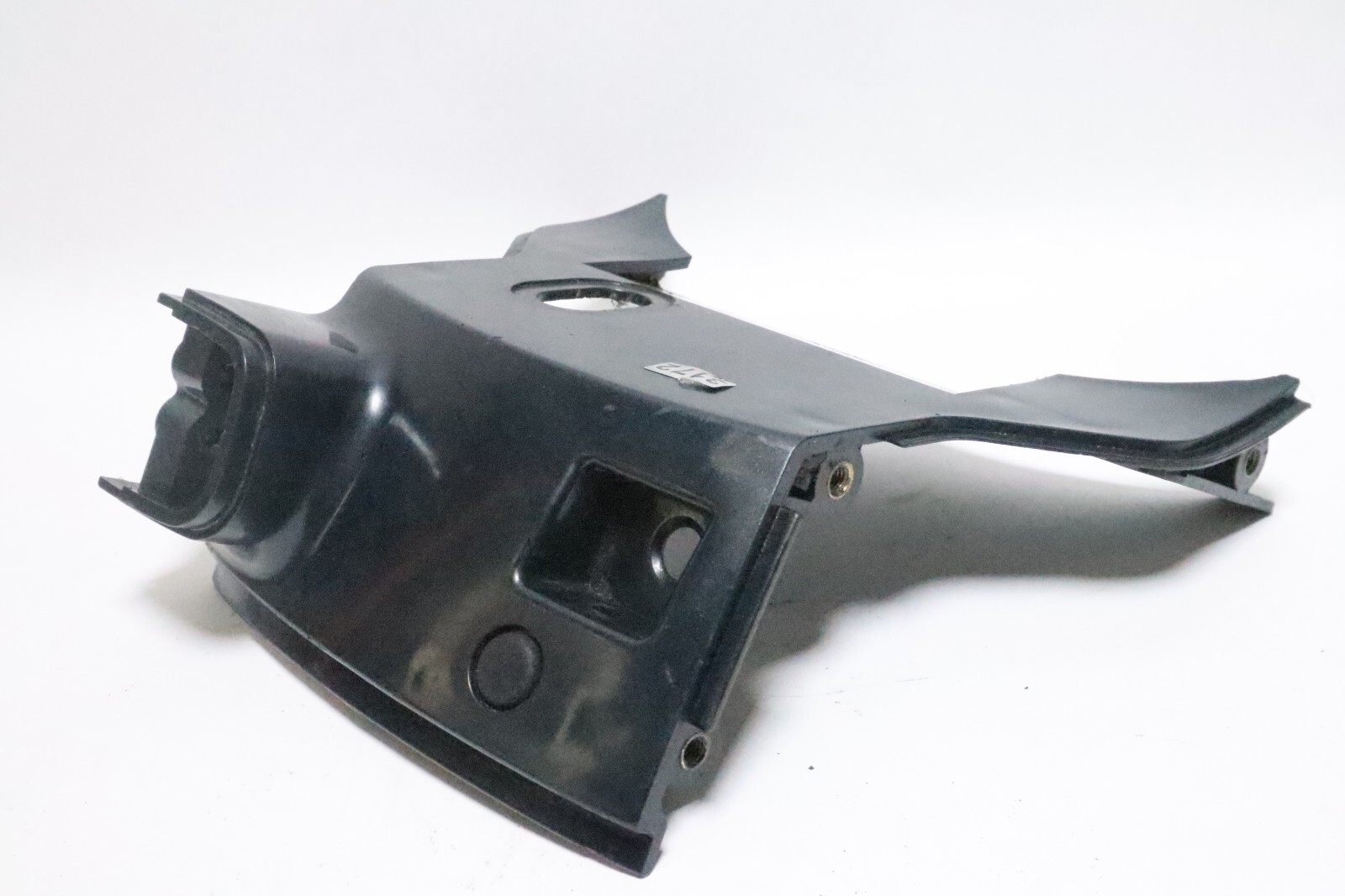 5031570 Evinrude 40 50 Hp 4 Stroke Outboard Lower Engine Cover Cowl Front Panel - Image 8