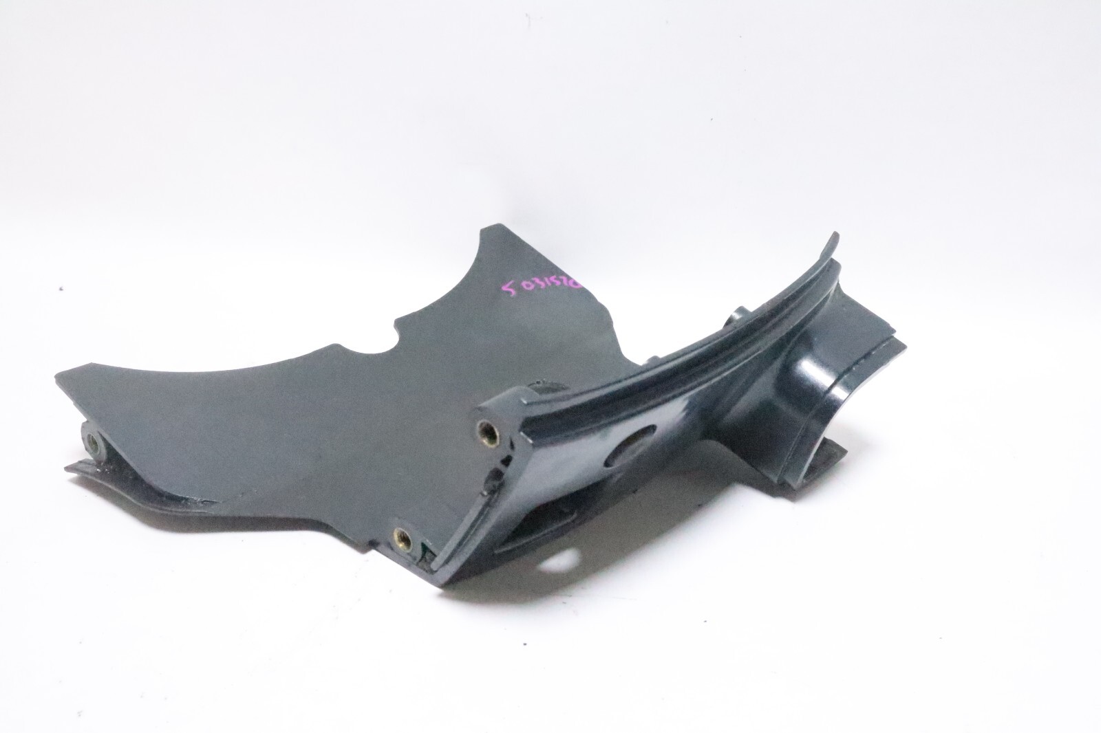 5031570 Evinrude 40 50 Hp 4 Stroke Outboard Lower Engine Cover Cowl Front Panel - Image 14