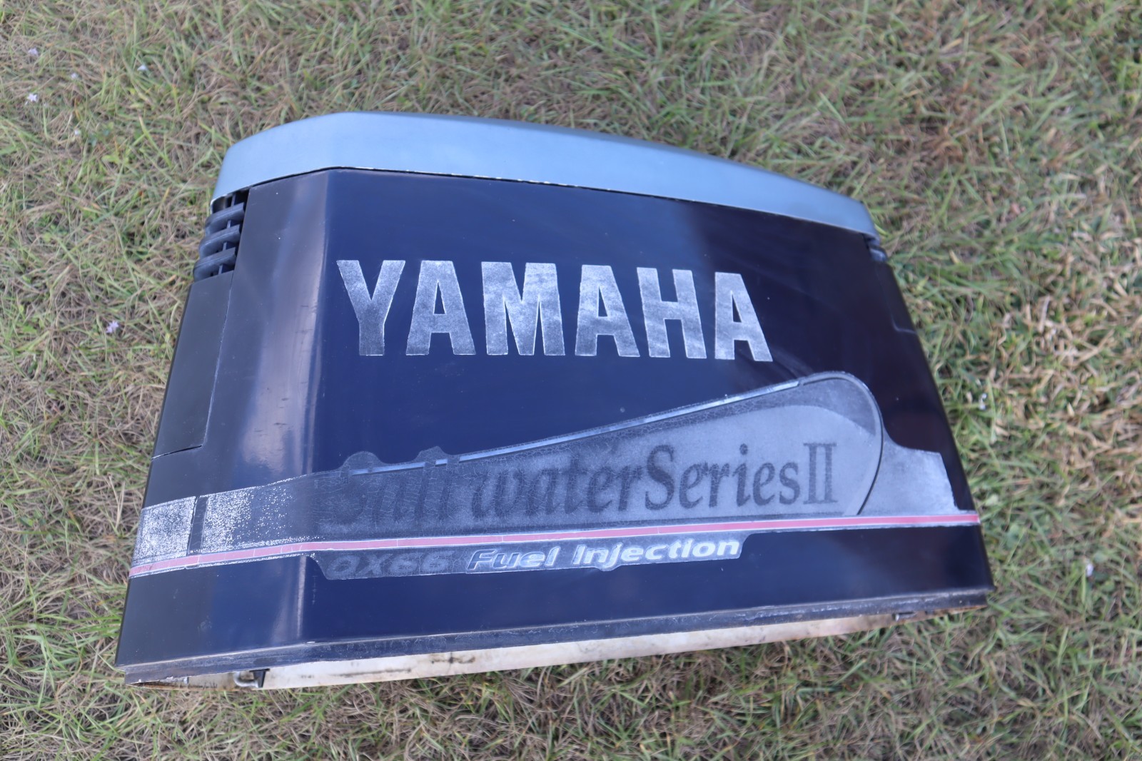 250 225 hp Yamaha OX66 65L-42610-V1-4D TOP COWLING ASSY two stroke - Image 16