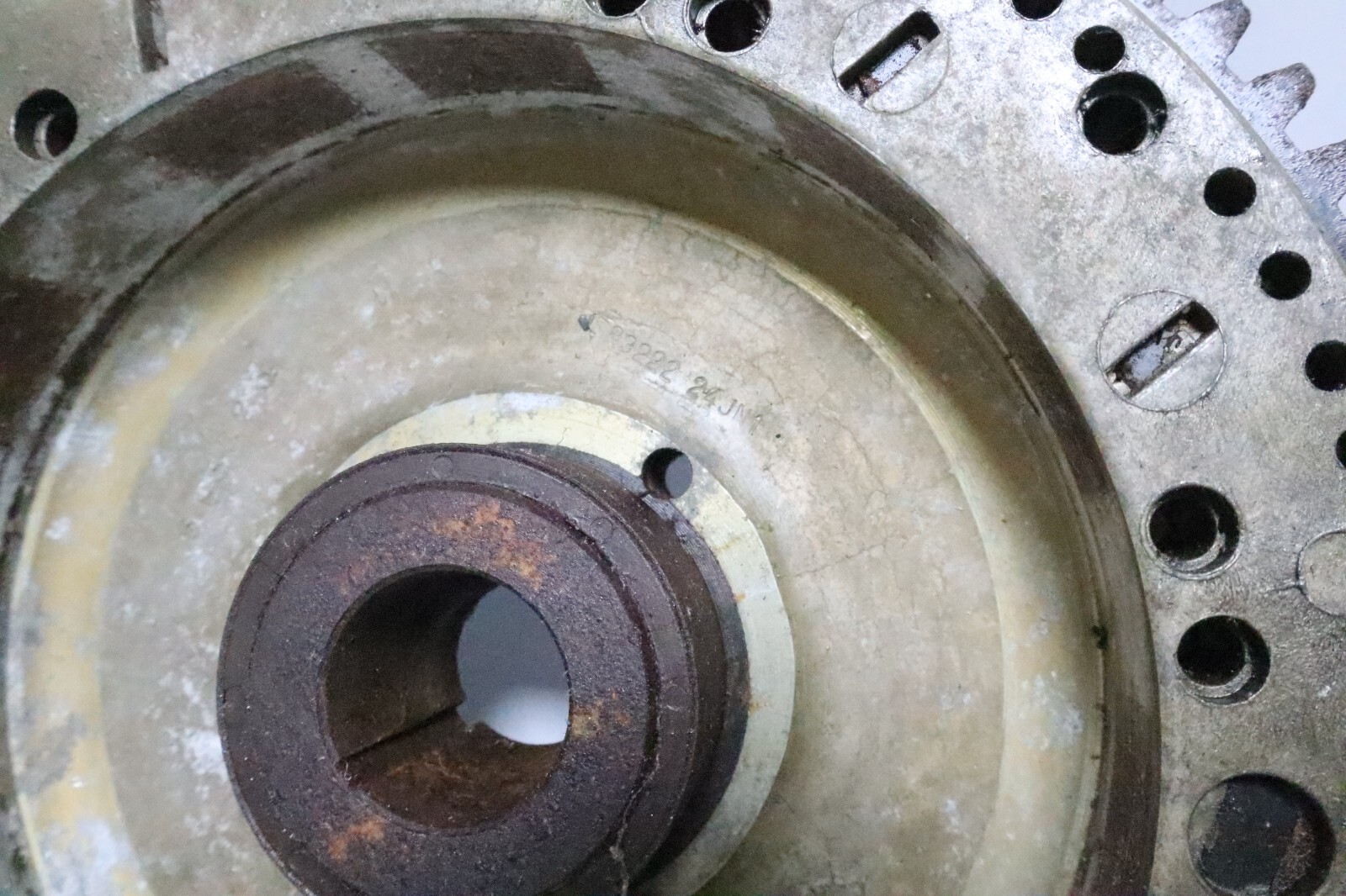 Evinrude Johnson 60 HP 2 Stroke FLYWHEEL ASSY. 0583222 583222 - Image 6
