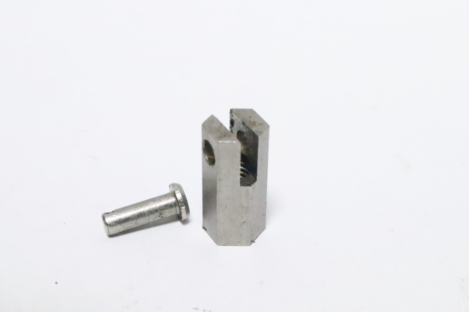 Genuine Suzuki DT 115 140 HP 23315-94510 Clutch Rod Connector - Image 9