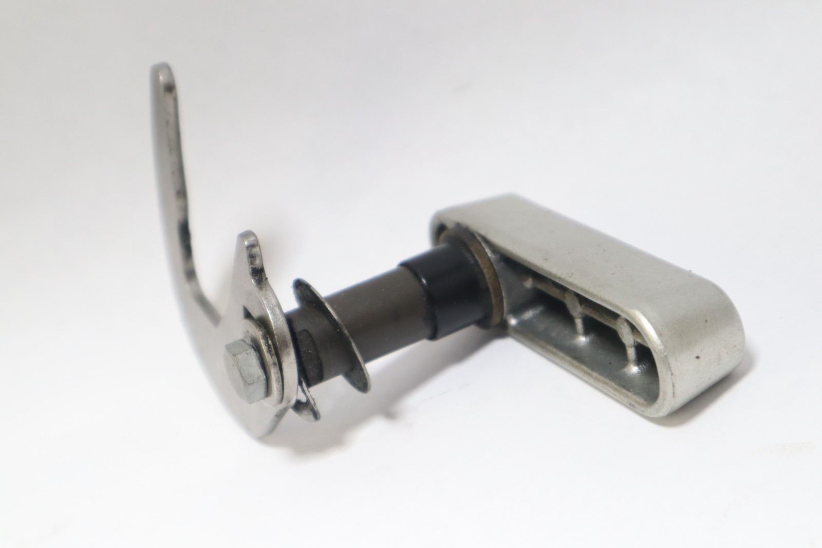 Honda BF90 Cowling Latch & Hook 63201-ZW1-000ZA 63202-ZW1-000 - Image 6