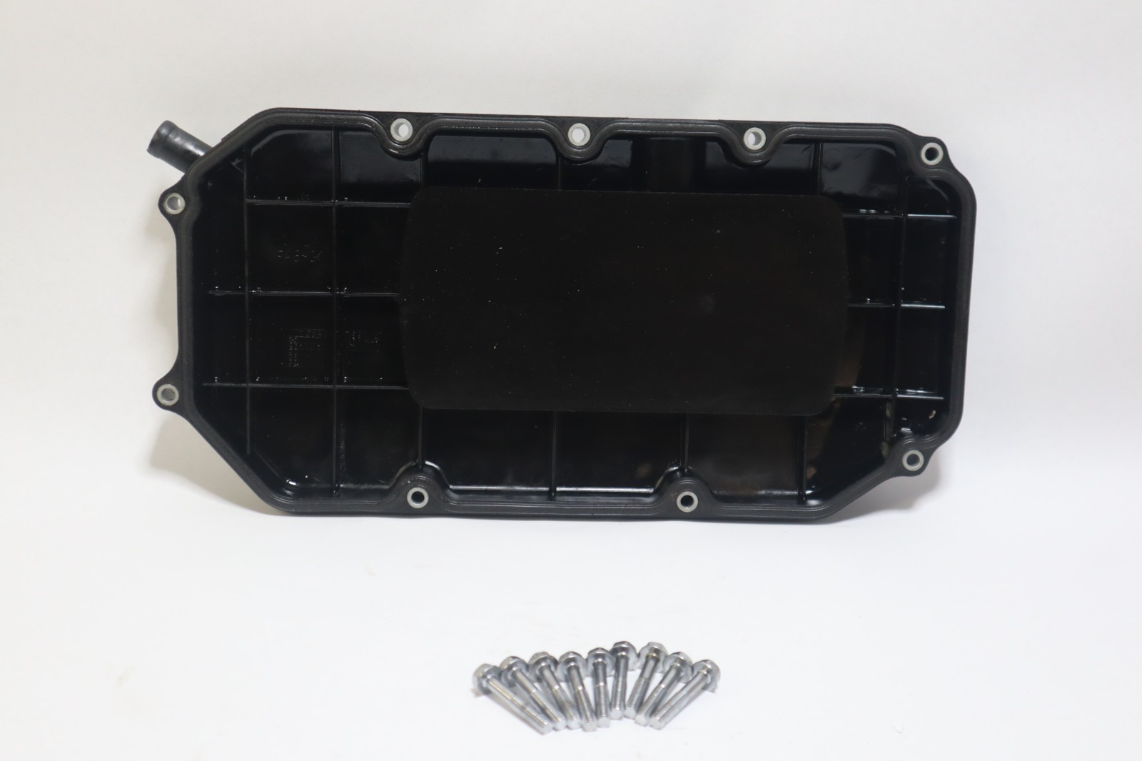 1997 Honda 75hp 4 Stroke Bf75 Outboard Rocker Cover - Image 4