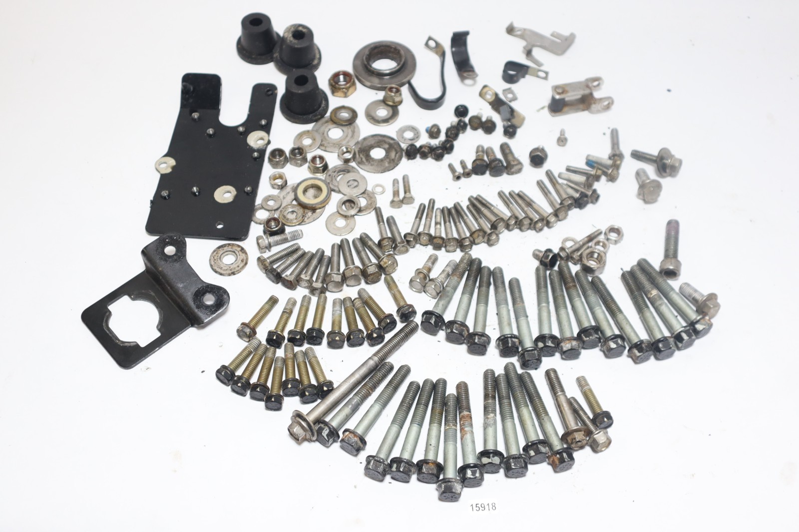 2006 MERCURY 150 hp Optimax DFI mixed bolts hardware