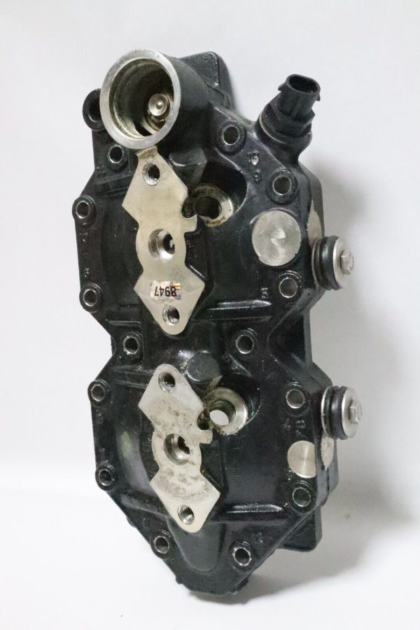 5007479 5005440 ETEC Evinrude Outboard Cylinder Head 40-65 HP 2-CYL 2008 & UP USED - Image 3