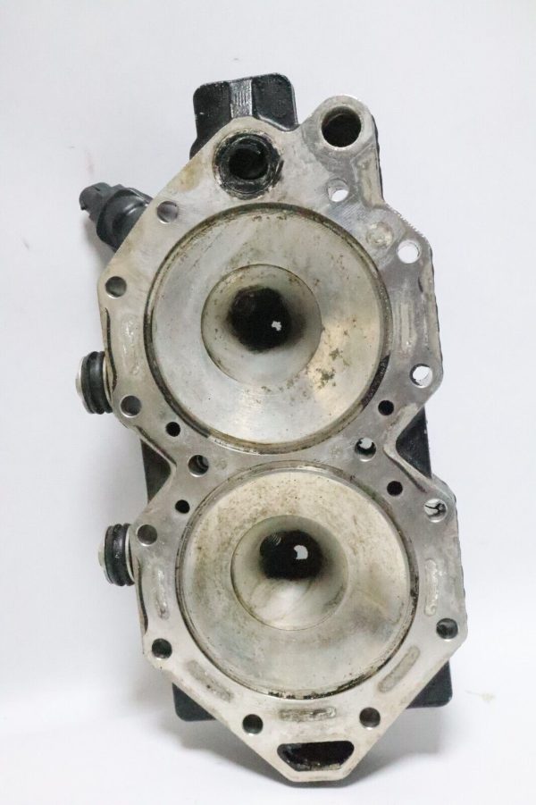 5007479 5005440 ETEC Evinrude Outboard Cylinder Head 40-65 HP 2-CYL 2008 & UP USED - Image 6