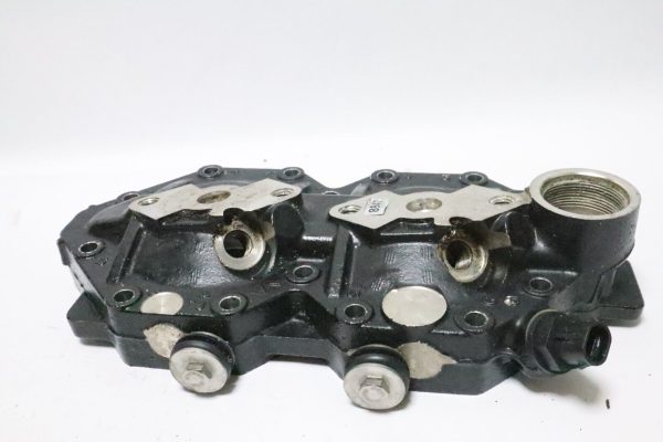 5007479 5005440 ETEC Evinrude Outboard Cylinder Head 40-65 HP 2-CYL 2008 & UP USED - Image 9