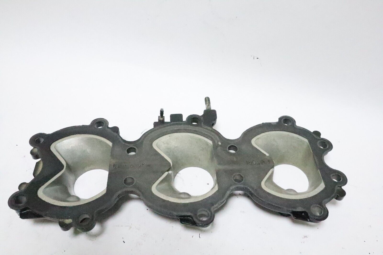 827998A1 Mercury Mariner 30-60 Hp Outboard Induction Manifold 827998C1 USED - Image 13