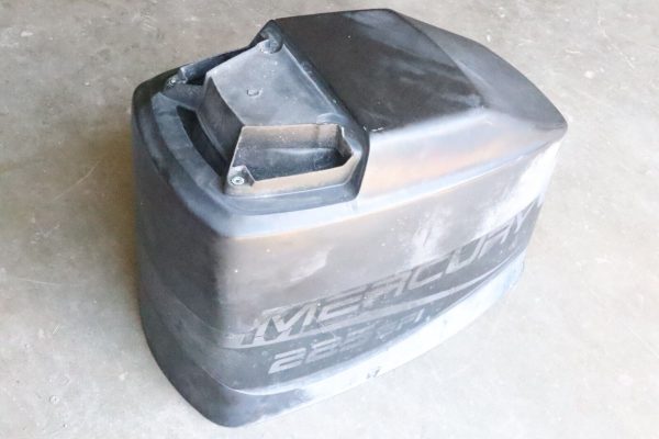 Mercury 250 HP 2 Stroke EFI Top Cowl Assembly PN 814277T14 Fits 1998-2003  USED - Image 7