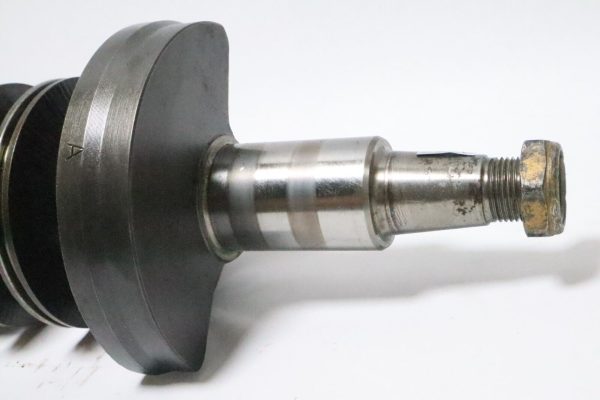 Johnson V6 150 HP Crankshaft ASSY PN 0396256 Fits 1986-1991  USED - Image 3