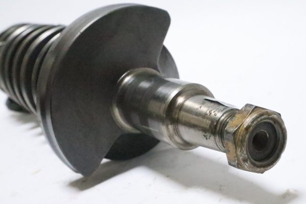 Johnson V6 150 HP Crankshaft ASSY PN 0396256 Fits 1986-1991  USED - Image 4