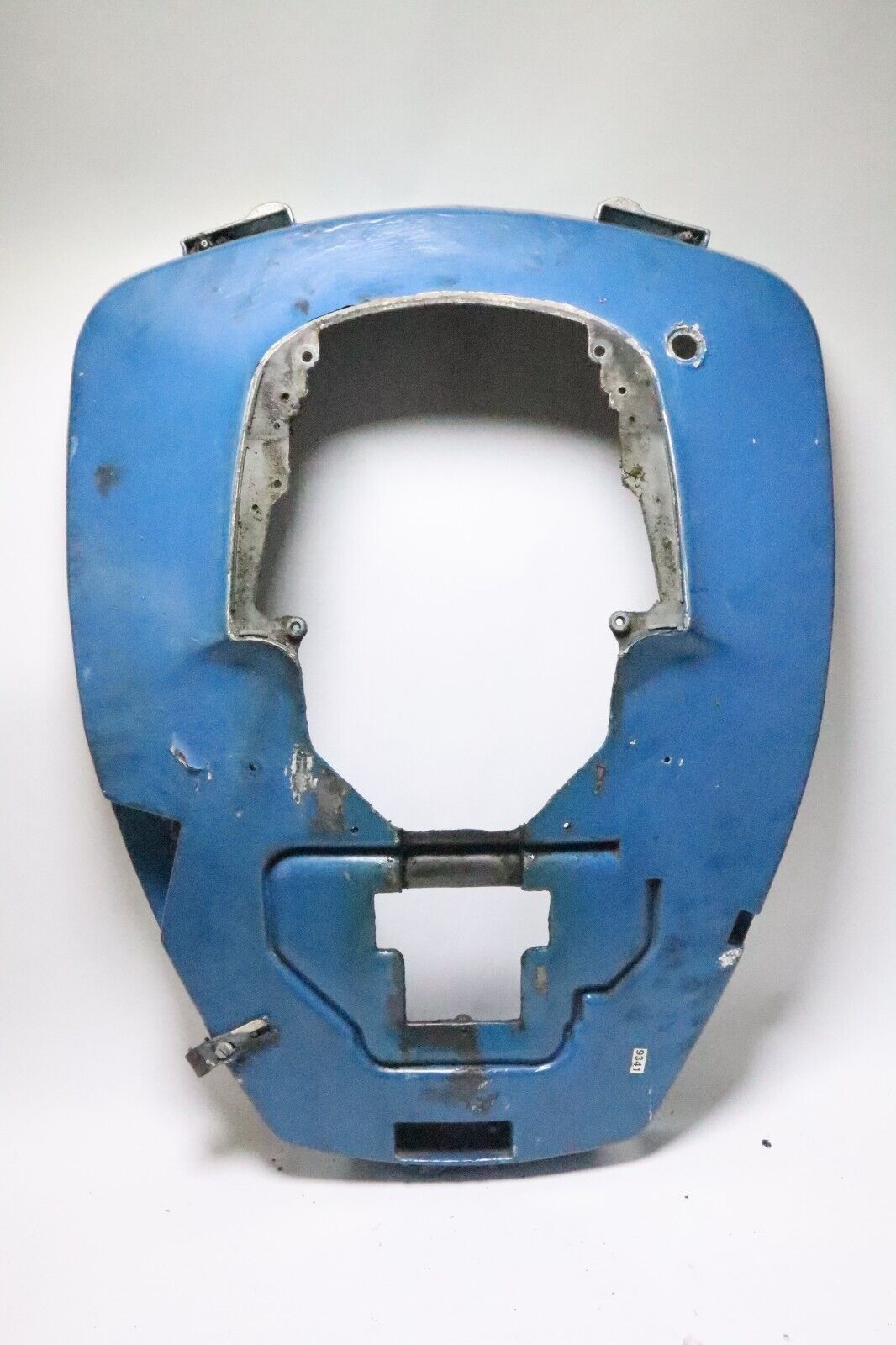 432658 434288 Johnson Evinrude 1976-1990 Lower Engine Cover 150 155 175 + HP USED - Image 8