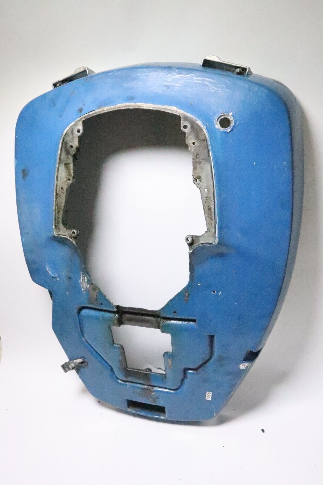 432658 434288 Johnson Evinrude 1976-1990 Lower Engine Cover 150 155 175 + HP USED - Image 11