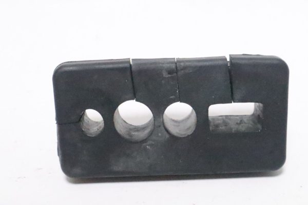Lower Cowling, Suzuki 140 hp, DT140 rigging harness hold down grommet USED