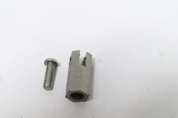 Genuine Suzuki DT 115 140 HP  23315-94510 Clutch Rod Connector USED - Image 6