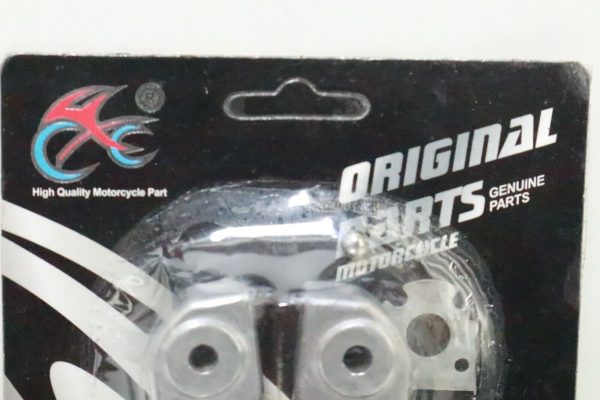Front Footrests Foot Pegs For Yamaha YZF R6S 2003-2008 YZF R1 1992-2019 2018  NEW OLD STOCK - Image 4