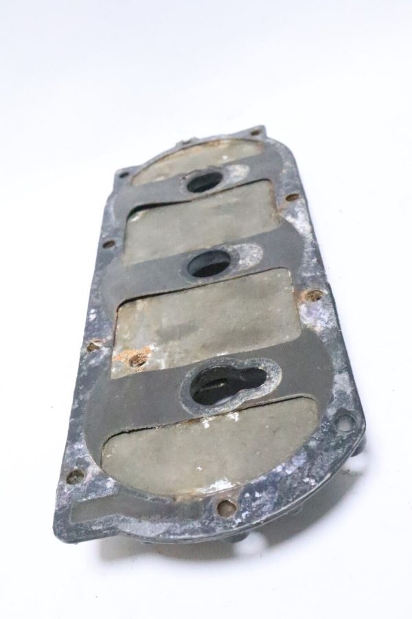 1025-8364A1 Mercury Mariner 3 Cyl Outboard Cylinder Head Cover 50 60 70 Hp USED - Image 13