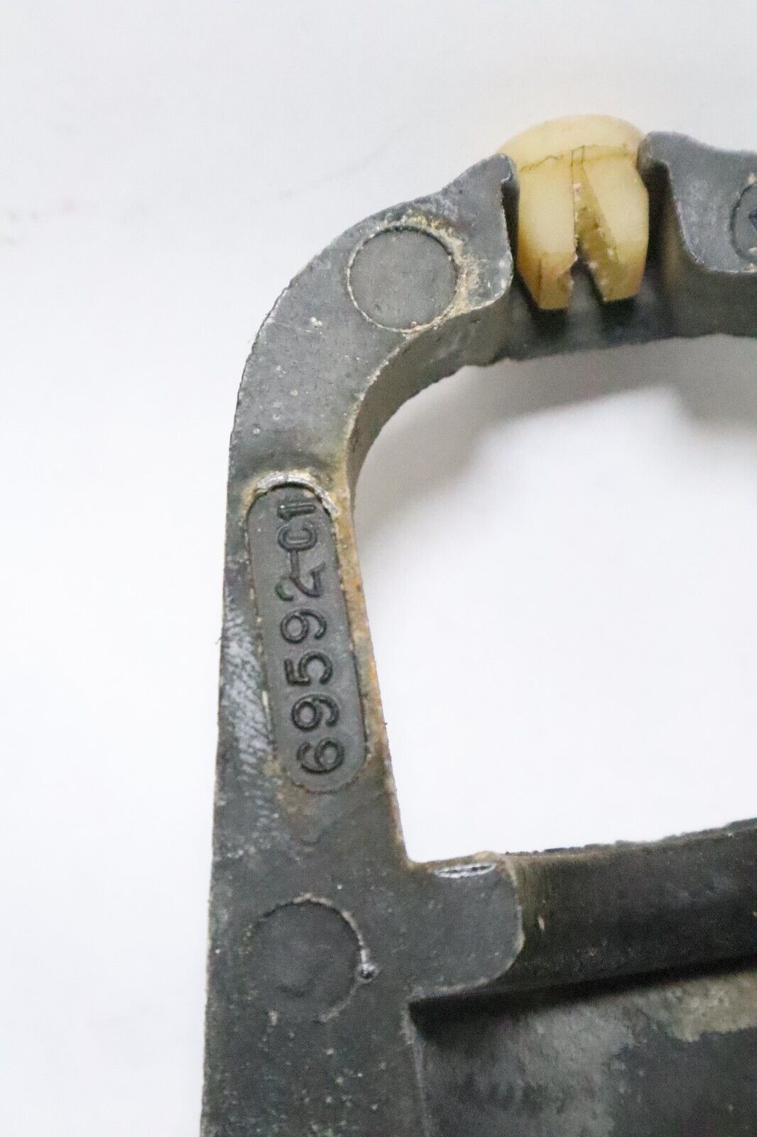 69592T Mercury Mariner 35-70 Hp Outboard Drive Shaft Housing Clamps USED - Image 8