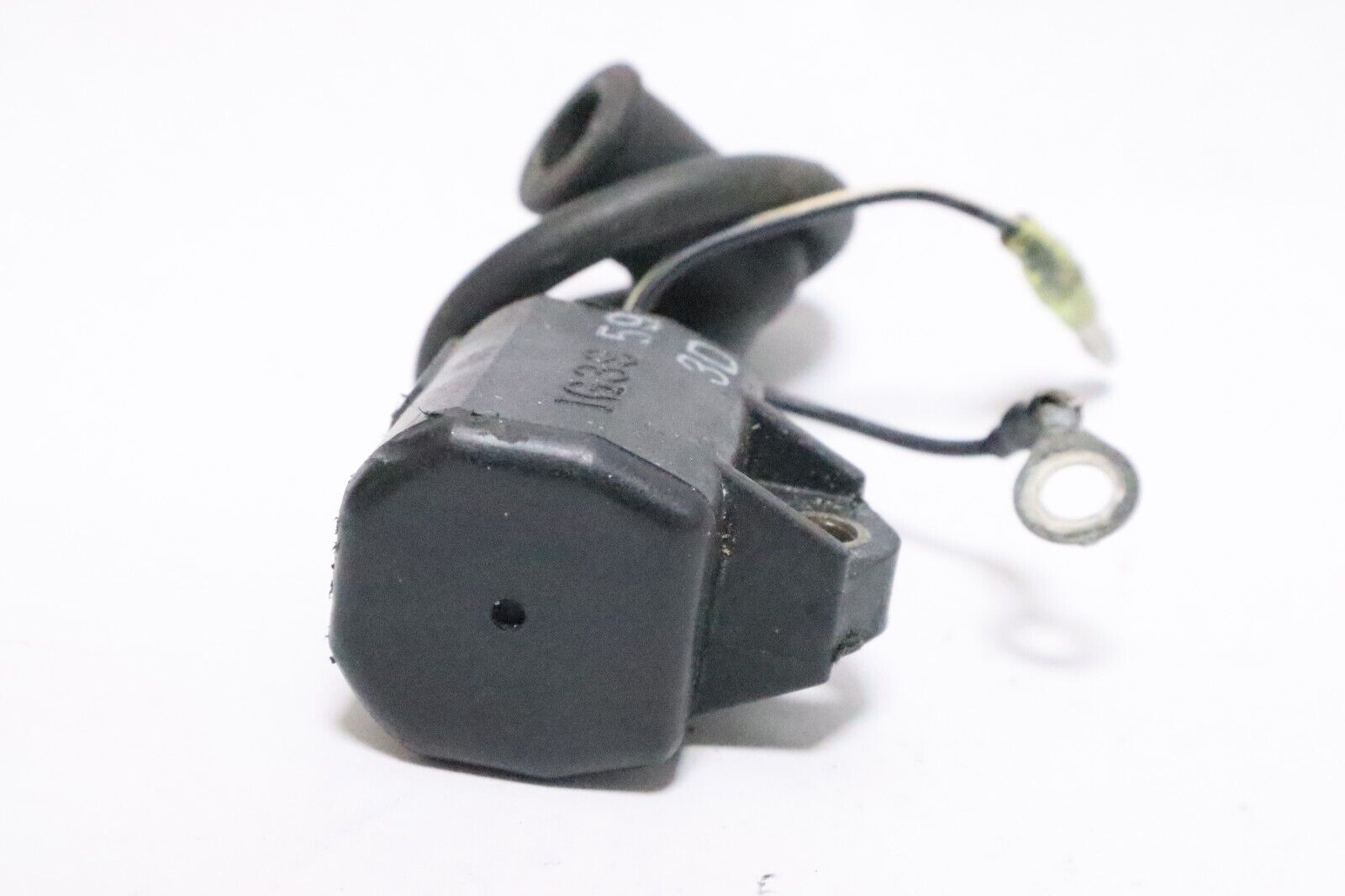 6R3-85570-01-00 Yamaha 1994-08 Ignition Coil 150 175 200 USED - Image 3