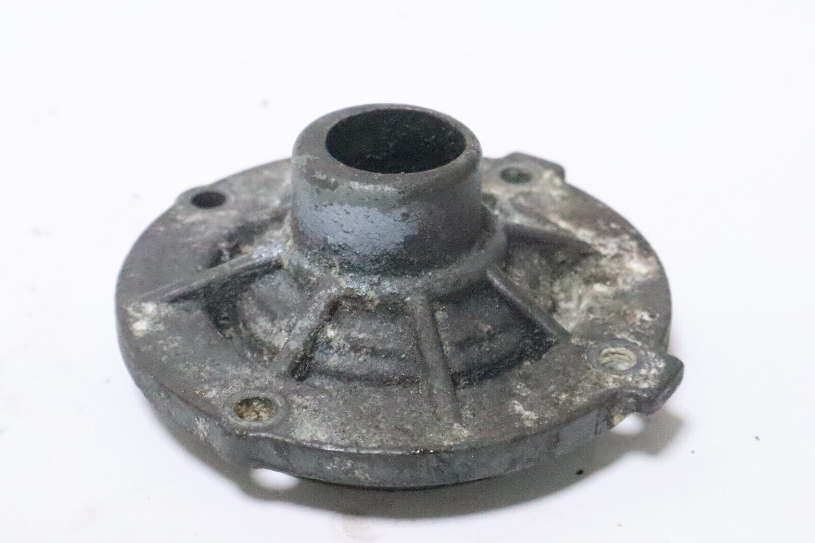 LOWER OIL SEAL HOUSING YAMAHA 115-225 HP PN# 6G5-15359-00-94 USED - Image 10