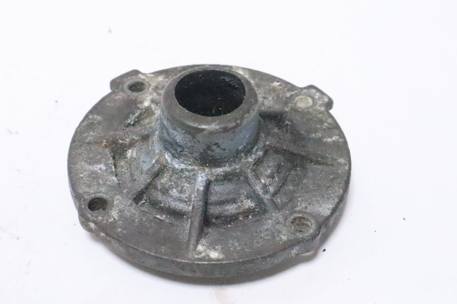 LOWER OIL SEAL HOUSING YAMAHA 115-225 HP PN# 6G5-15359-00-94 USED - Image 12