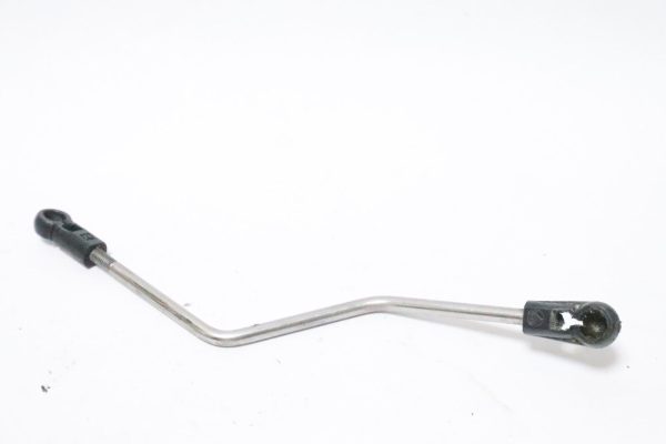 Mercury 826581A1 Oil Pump Link Rod - Used USED - Image 3