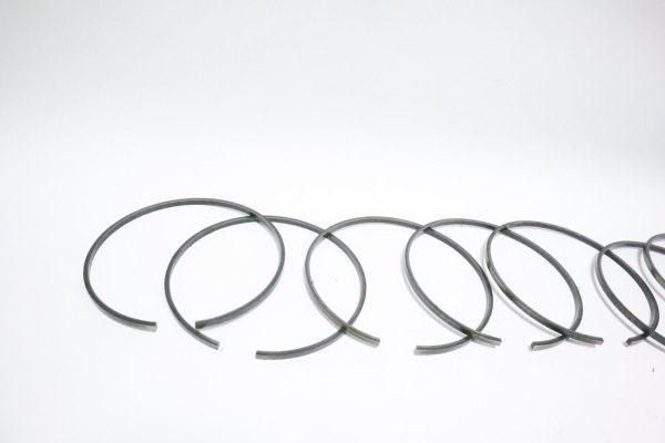 326749  OEM JOHNSON EVINRUDE OUTBOARD RING 0326749 qty 9  USED - Image 2