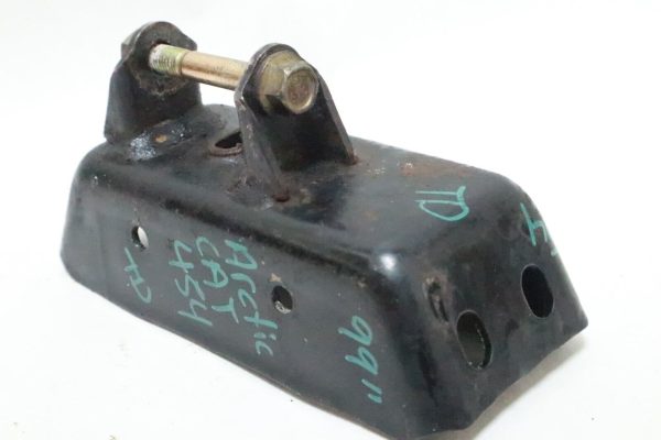 Artic Cat bearcat,454,4x4,ATV,top motor mount,upper engine mount USED - Image 8