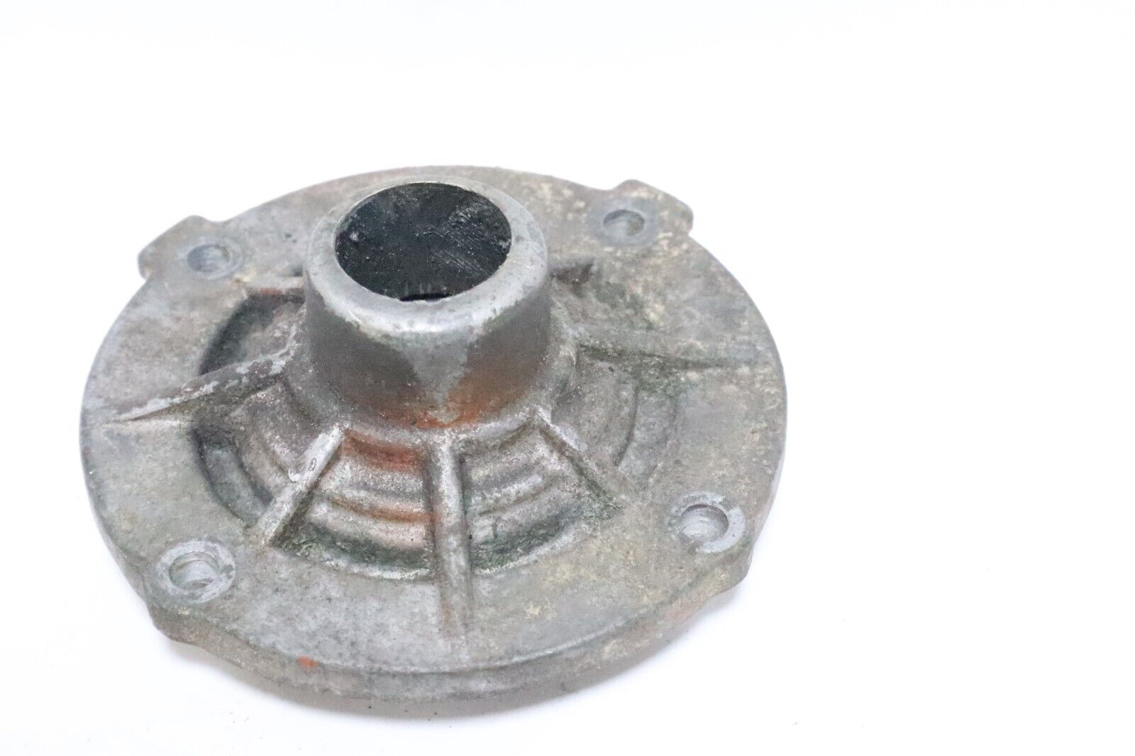 LOWER OIL SEAL HOUSING YAMAHA 115-225 HP PN# 6G5-15359-00-94 Used - Image 3