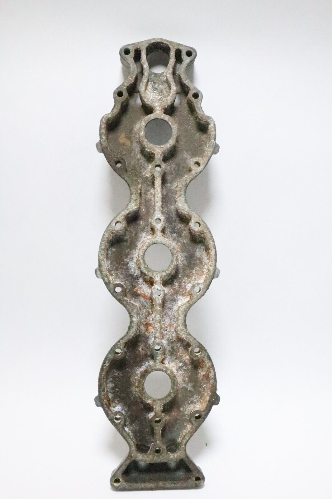 6G5-11191-00-9M Yamaha 150 175 200 HP 2-Stroke Outboard Cylinder Head Cover Used - Image 7