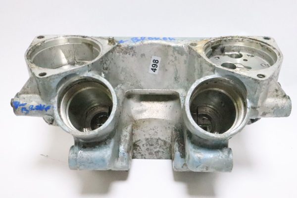 *1978-1992 Evinrude Johnson 0328718 0391099 manifold  Tilt Trim Housing 100-300  USED - Image 3