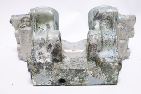 *1978-1992 Evinrude Johnson 0328718 0391099 manifold  Tilt Trim Housing 100-300  USED - Image 5
