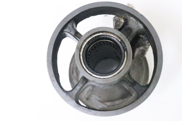 347369 5009432  G2 etec Evinrude Bearing Carrier Propeller Shaft 150 175  300 HP  used - Image 14