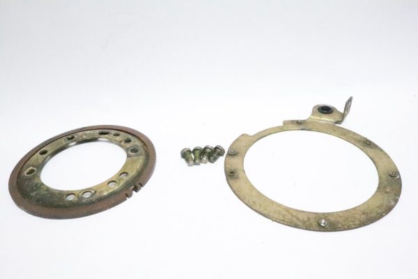 JOHNSON EVINRUDE 40 48 55 60 HP SUPPORT RETAINER 323204 330824 334193 1976-1988   USED - Image 5