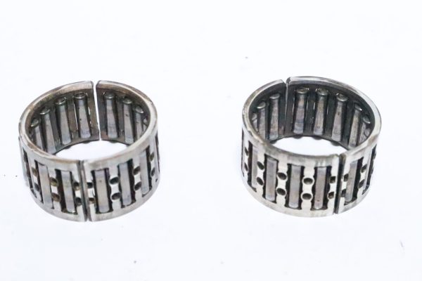 OMC JOHNSON EVINRUDE CONNECTING ROD BEARINGS 388344, 0388344 *PAIR*  USED