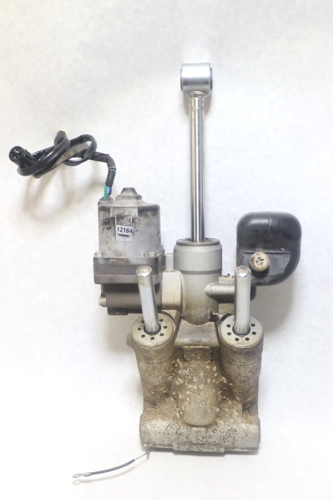 Honda 4-Stroke 75 90 115 130 150 hp Outboard Tilt & Trim Unit Assy 56000-ZY6-073