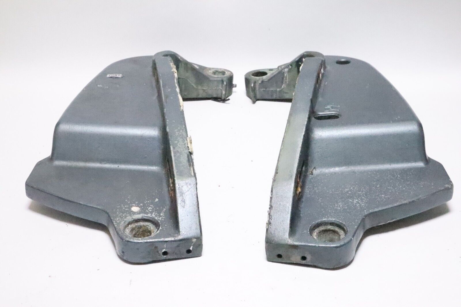 Yamaha Clamp Bracket Set 64E-43111-02-8D 64E-43112-02-8D USED - Image 2